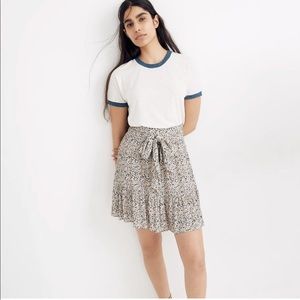 Madewell Tie-Waist Tiered Mini Skirt in Fieldwalk Floral